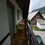 Znidar Gostinjska kuća 3*
